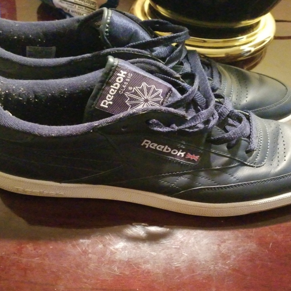 Navy Blue Classic Reebok - Picture 2 of 6